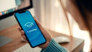 Read more about the article How LMS Apps Are Transforming Corporate Training: Features, Benefits, and Future Trends
