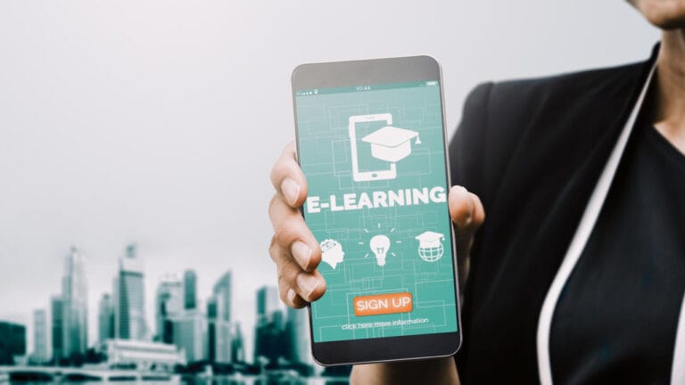 Read more about the article Best Mobile LMS Platforms for Flexible and Effective Learning in 2024