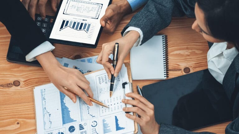 Read more about the article Essential Training KPIs Examples for Measuring Success of Training Programs