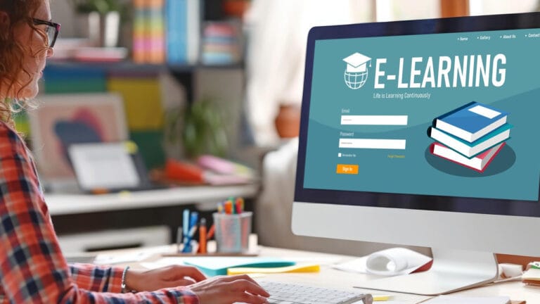 Read more about the article How to Implement Microlearning Using LMS: A Step-by-Step Guide