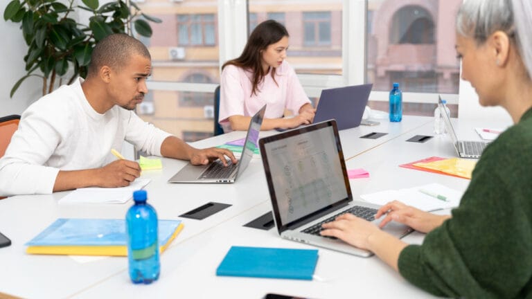 Read more about the article Role of Adaptive Learning Technologies for Skill Building in 2024