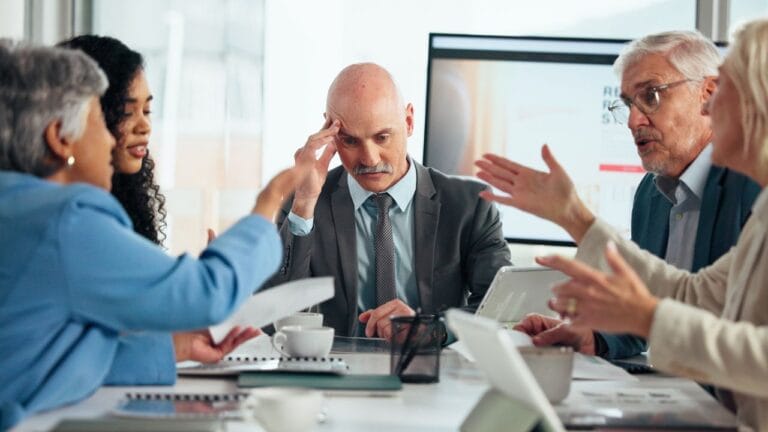 Read more about the article 7 Compliance Traps in Corporate LMS Implementations—and How to Avoid Audit Chaos