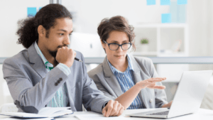 Read more about the article How to Choose the Best LMS in India for Corporate Training