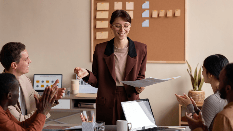 Read more about the article How Pre-Made Courses Accelerate Employee Onboarding and Skill Development